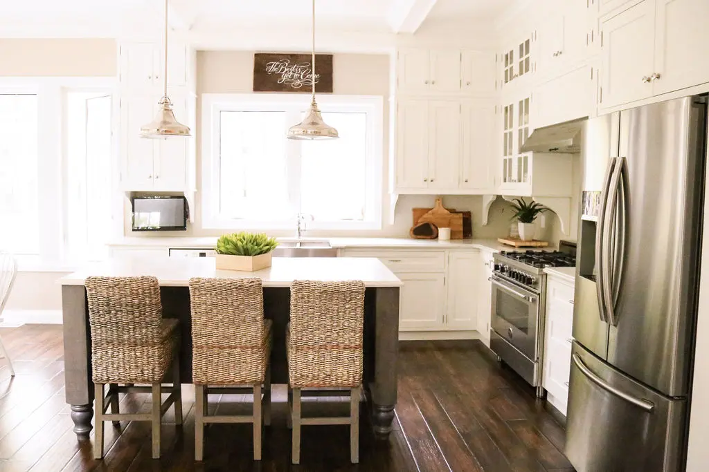 Traditional Bayfield Kitchen with rich wood cabinetry