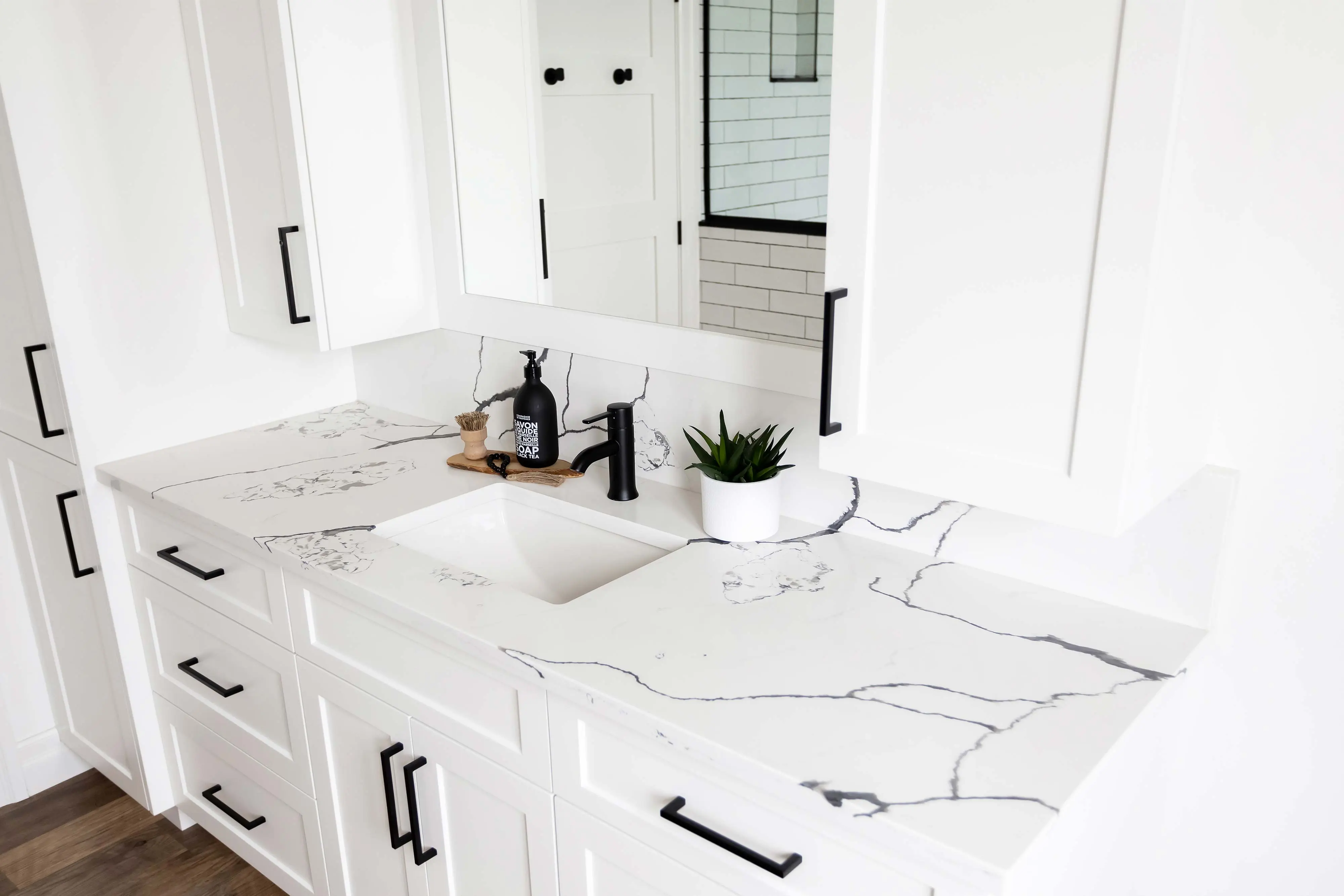 Bathrooms & Vanities - Image 2